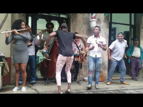 Remix del tema:"Hasta que se seque el malecón"