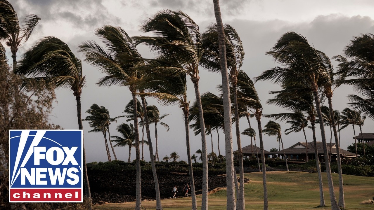 MONSTER STORM: Hurricane Lala closes in on Hawaii