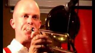 Trad. Old Merry Tale Jazzband "Hiawatha Rag"