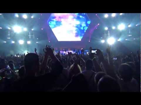 TRANSMISSION 2011 - Gareth Emery - Sweet Dreams vs Arrival (Gareth Emery Mashup) FULL HD(1080p)