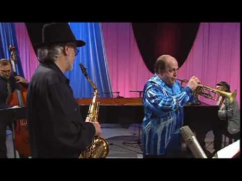 Manhattan Jazz Orchestra - SMOKE GETS IN YOUR EYES
