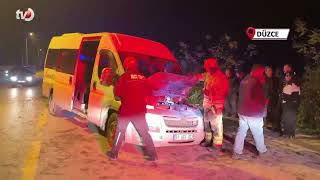 Minibüs İle Otomobil Çarpıştı 3 Yaralı
