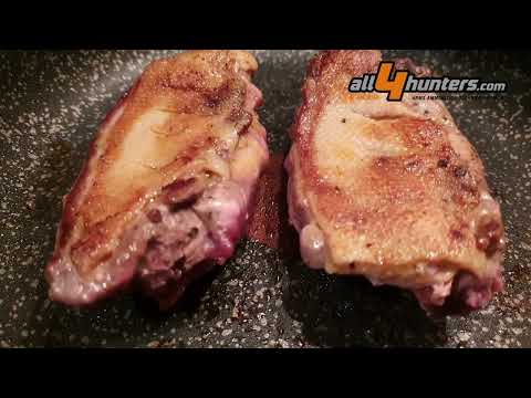 Cucinare la selvaggina: petto di Germano reale scottato in padella e ripassato al forno