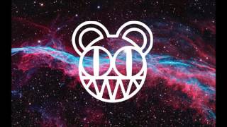 Radiohead -  Bishop&#39;s Robes Live (2000)