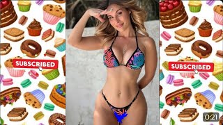 Allie Rae : Stunning Plus Size Curvy Fashion Model - Biography, Wiki, Lifestyle 