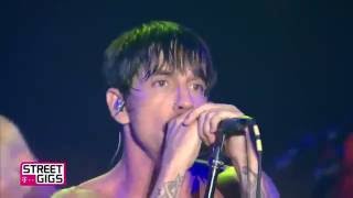 Red Hot Chili Peppers - Go Robot - Telekom Street Gigs, Berlin 2016 (HD)