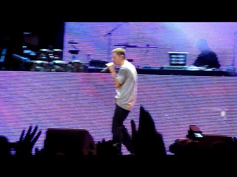 Under The Influence & Fight Music - Eminem ft D12 - Openair Frauenfeld 2010