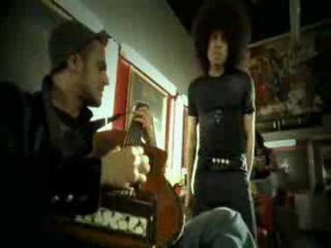 Kevin Michael - It Don't Make Any Difference To Me (Acoustic Version ft. Akil Dasan)