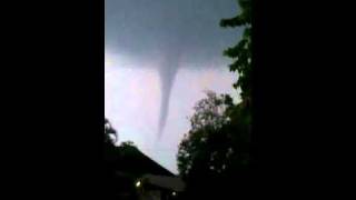 preview picture of video 'Singaraja Tornado attack'