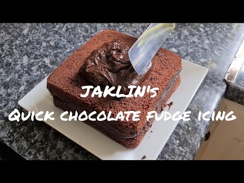 Quick Chocolate Fudge Icing to crown a cake with the best of toppings #chocolatefudgeicing