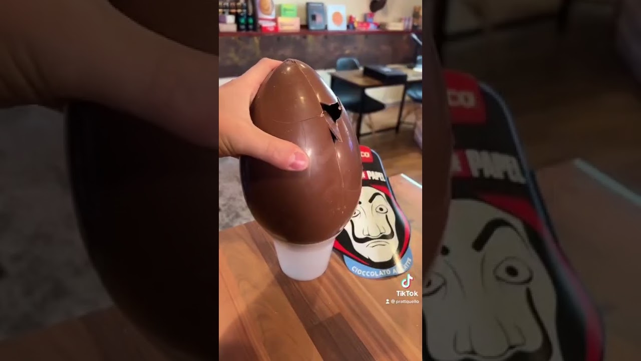 L’UOVO DI PASQUA DELLA CASA DI CARTA #cibo