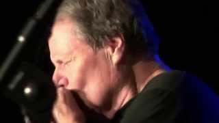 Delbert McClinton - "Shotgun Rider / Linda Lu"  [Lucerna 15/11/2014]