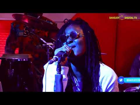 Live Session With DaveJoy Studios : Asantewaa Performs Awerekyekyere By Kwadwo Akwaboah SNR