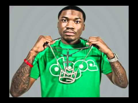 Meek Mill - "Love This City" (feat. Triple Cs, Masspike Miles, Pill & Magazeen)
