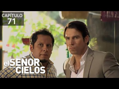 Atacan a Aurelio y su familia en un restaurante | El Señor de los Cielos