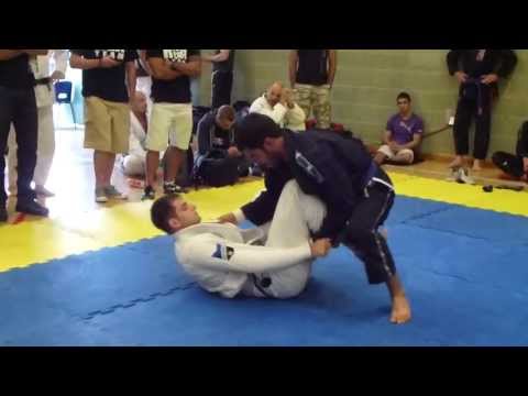Brighton BJJ Open 2013 - Blue Adult - Open - Diogenes Gil