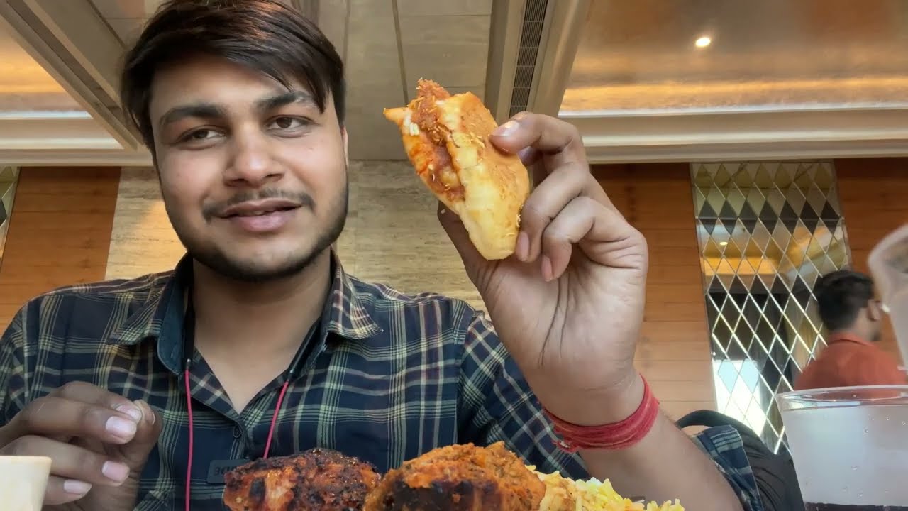 Adani Lounge (International West Wing) thumbnail