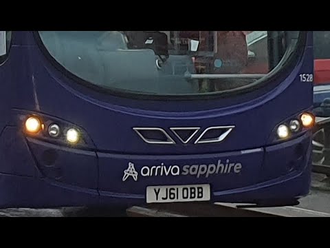 Thrash Arriva Sapphire VDL DB300 Wright Pulsar Gemini 2 1528 (YJ61 OBB)