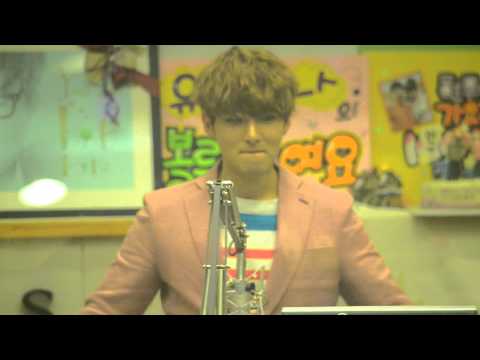 120516 Sukira Ryeowook dancing Opera