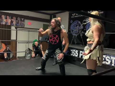 Liiza Hall vs Riea Von Slasher vs Nolan James (365 PW)