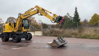 Komatsu PW 148 -10 thumbnail