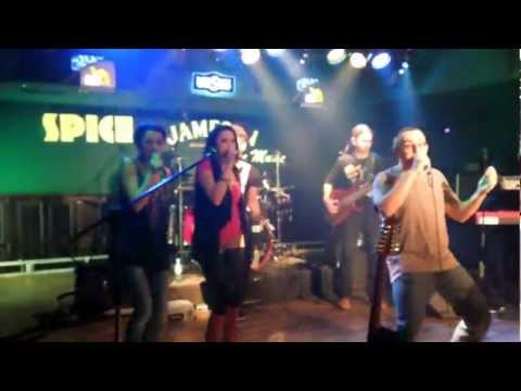 Daria Corbu cu Trupa Taxi