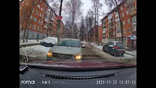 По встречке на Крылова Н141ХС152