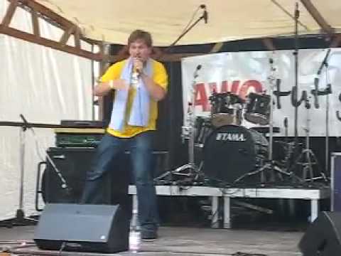 Jenz Steiner - P-Berg Hymne beim Suppe & Mucke Festival Berlin Friedrichshain 2010