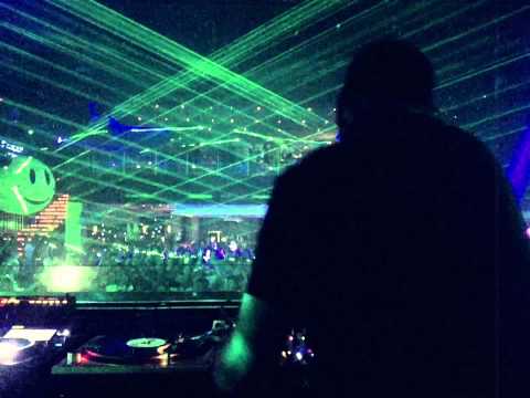 Deetron @ we love space