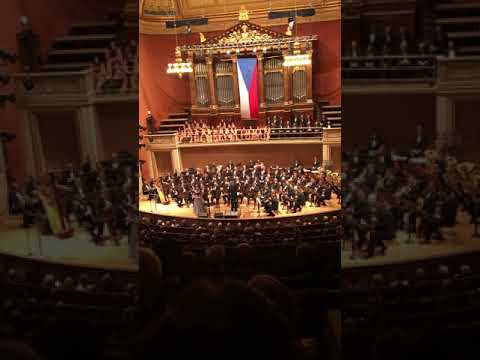 LUCIE SILKENOVÁ: Antonín Dvořák - Rusalka, Rusalka (Měsíčku na nebi hlubokém)