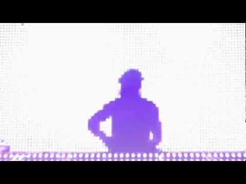 Qulinez - Troll (Axwell playing Live @ Starlight Ballroom) 1/21/2012