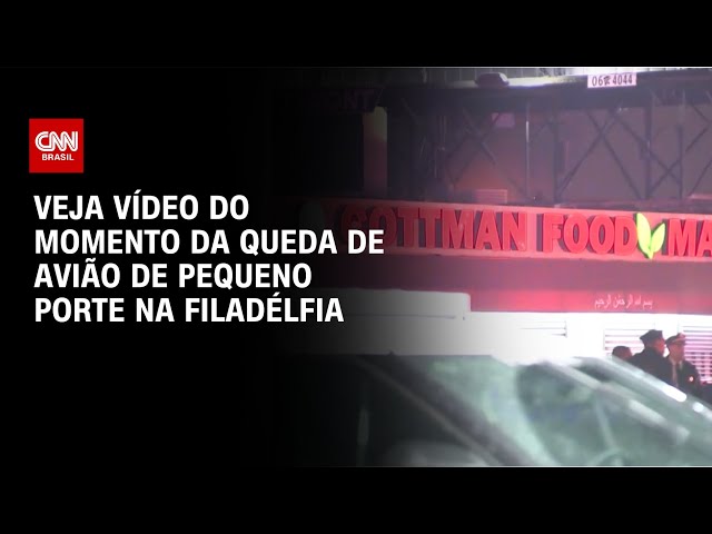 Veja vídeo do momento da queda de avião de pequeno porte na Filadélfia | CNN BRASIL
