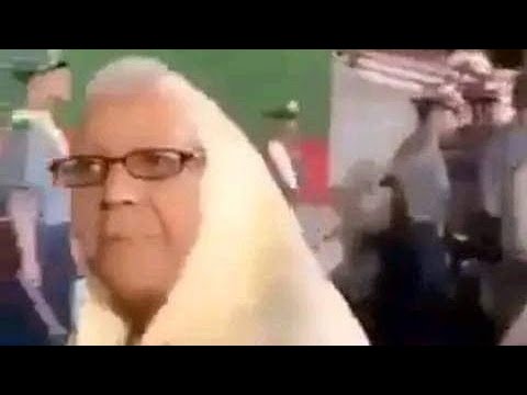استعراض رجال في زي نسوي يدل على ان العصابة تريد تخنيث الرجال حتى تسيطر عليهم