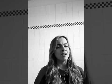 AMATO Erika 3^ B  Liceo Linguistico - "Young and beautiful" di Lana Del Rey