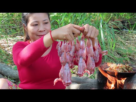How to cook frogs give there is taste delicious -  Frogs for food and eating delicious #110