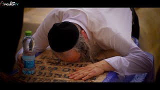 המסע לקברי צדיקים נדירים במרוקו | עם הרב שלום ארוש |  פרק ז׳ | מרקש #7  Morocco a7 IV (הרב שלום ארוש) - התמונה מוצגת ישירות מתוך אתר האינטרנט יוטיוב. זכויות היוצרים בתמונה שייכות ליוצרה. קישור קרדיט למקור התוכן נמצא בתוך דף הסרטון