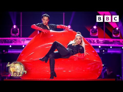 Molly Rainford & Carlos Gu Show Danceto Kiss/1999 by Prince ✨ BBC Strictly 2022
