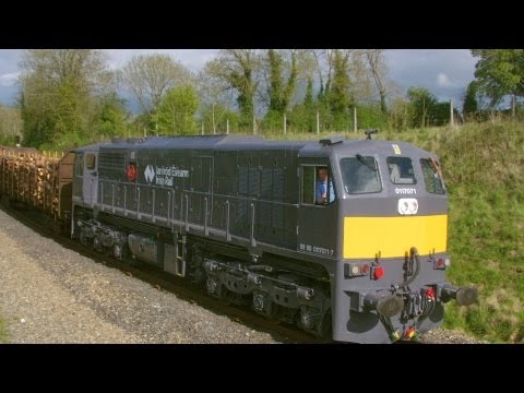 Irish Rail 071 on Westport to Waterford Timber Train
