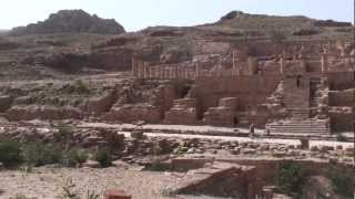 preview picture of video 'Grand Temple and Winged Lion's Temple of Petra'