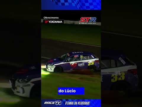 É . . . se a traseira tentar passar a frente, dá mais trabalho pro piloto. 😲