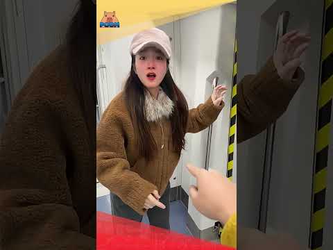 Khi cô ấy nhận nhầm người 🤣🤣 #shorts #haihuoc #funny #giaitri #haihuocvuinhon