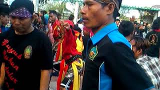 Download lagu Ebeg,, cewe jantur cakilan mp3 Download lagu Ebeg,, cewe jantur cakilan mp3