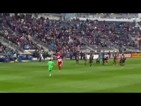 2016 Home Opener: Singing Bye to Je-Vaughn Watson after Red Card (3/20/16)