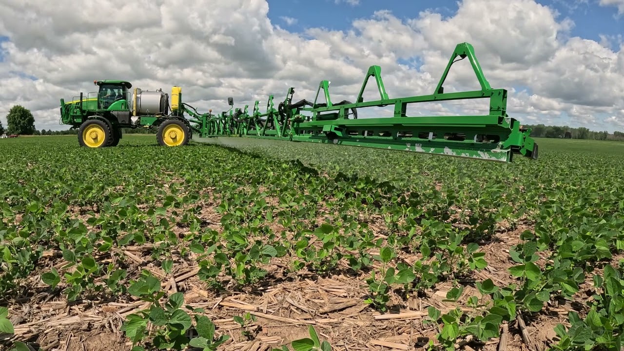 JOHN DEERE SEE AND SPRAY on the farm