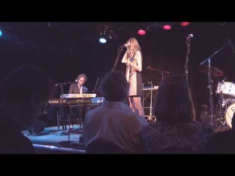 Pictures of Cats by Jonathan Coultan featuring Aimee Mann LIVE!