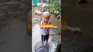 Download lagu Zain Mandi Hujan mp3