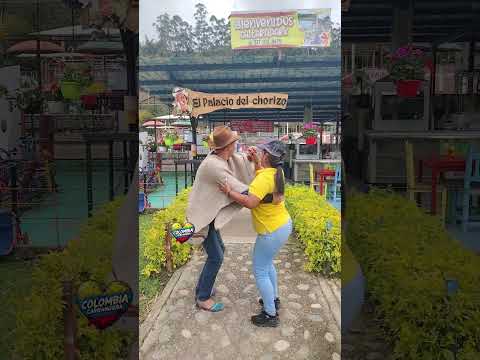 bailando carranga en chinacota hotel colonial chitara park #carranga #nortedesantander