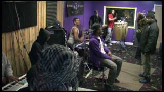 TABI BONNEY @ MUSIC JUNKIES STUDIOS RECORD GO-GO REMIX OF "RICH KIDS" W/ REACTION BAND