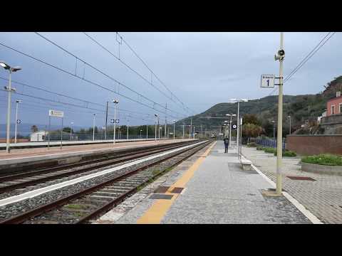 IC 551 ROMA T.NI- REGGIO CALABRIA C.LE ( STROMBAZZATA!!!!)