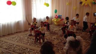 preview picture of video 'Утренник в детском саду №19 г.Новозыбков (06.03.2014г.)'